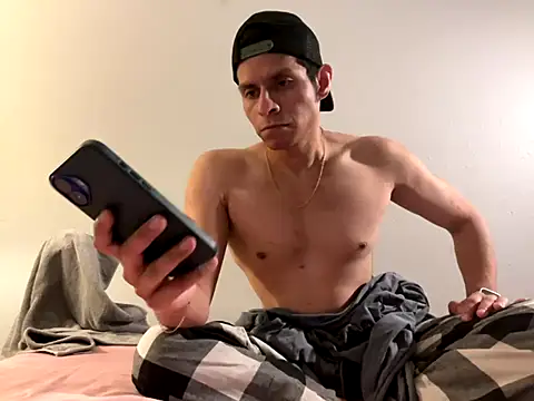 Snapshot of JosephAKenwood chatting on October 12, 2025, 1:37 am JosephAKenwood online show from October 12, 2025, 1:37 am