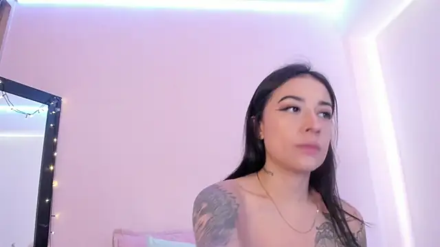 Snapshot of ValeriaCox chatting on February 18, 2025, 12:17 pm ValeriaCox online show from February 18, 2025, 12:17 pm