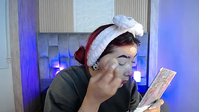 Mia Rinn online show from September 26, 2025, 1:15 pm