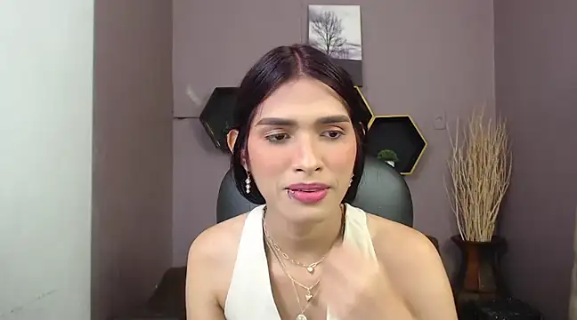 Snapshot of Greys_ath chatting on January 9, 2025, 3:47 am Greys ath online show from January 9, 2025, 3:47 am