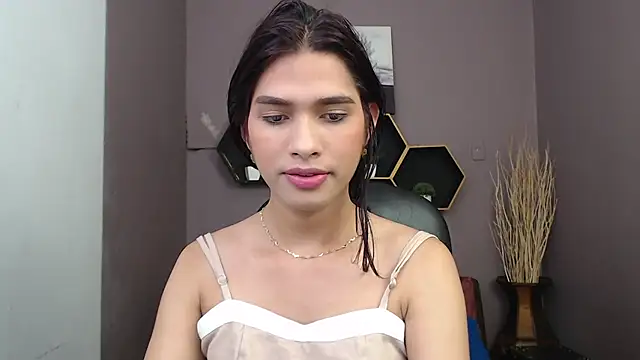 Snapshot of Greys_ath chatting on February 18, 2025, 5:09 am Greys ath online show from February 18, 2025, 5:09 am