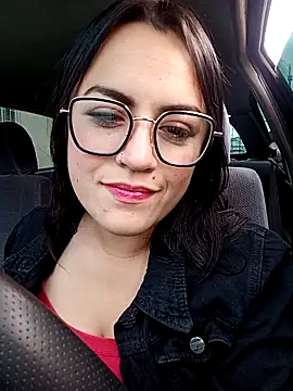 Lesly 10- online show from March 18, 2025, 5:21 pm