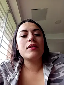 Lesly 10- online show from March 19, 2025, 8:11 pm