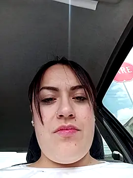 Lesly 10- online show from October 15, 2025, 3:12 pm