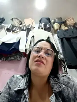 Lesly 10- online show from March 18, 2026, 9:18 pm