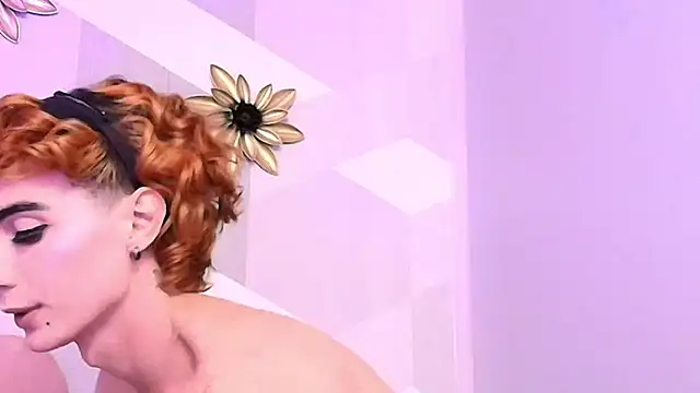 KylieMonnett online show from February 21, 2026, 9:05 pm