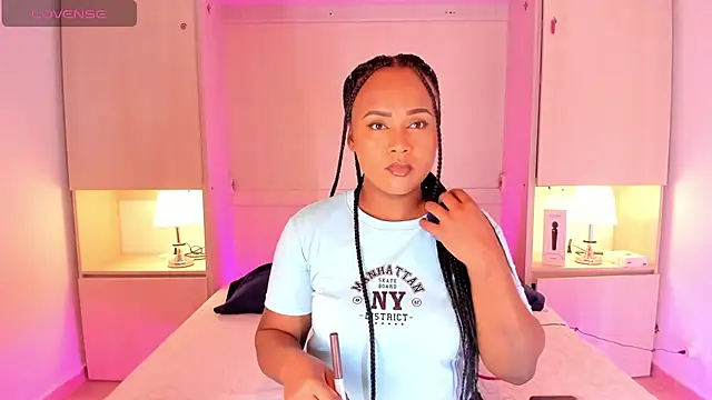 EmilyyStuart online show from February 16, 2025, 3:37 am