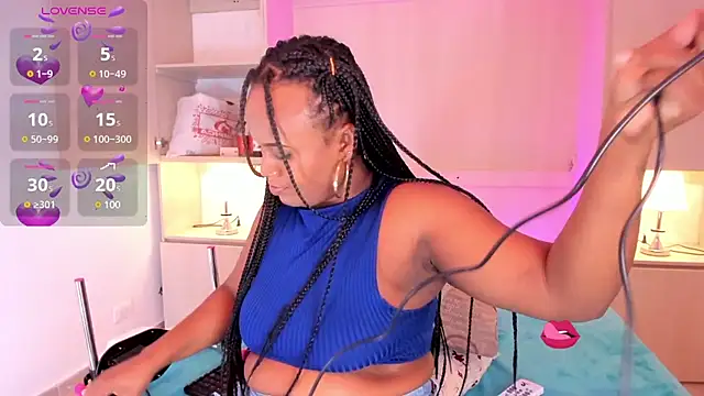 EmilyyStuart online show from March 8, 2025, 10:11 am