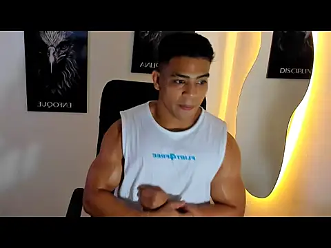 Snapshot of Andrew_wolf7 chatting on December 14, 2024, 11:34 pm Andrew wolf7 online show from December 14, 2024, 11:34 pm