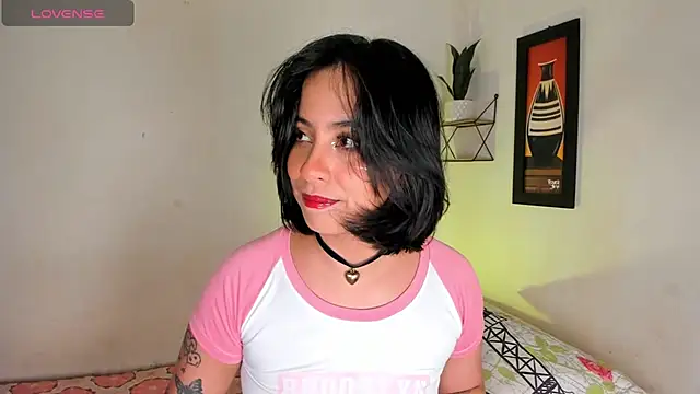 adriannyp 1 online show from August 3, 2026, 12:20 am