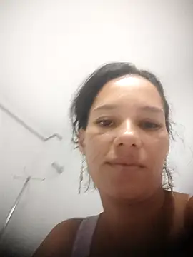 Snapshot of thasmyni chatting on May 15, 2026, 1:51 pm thasmyni online show from May 15, 2026, 1:51 pm