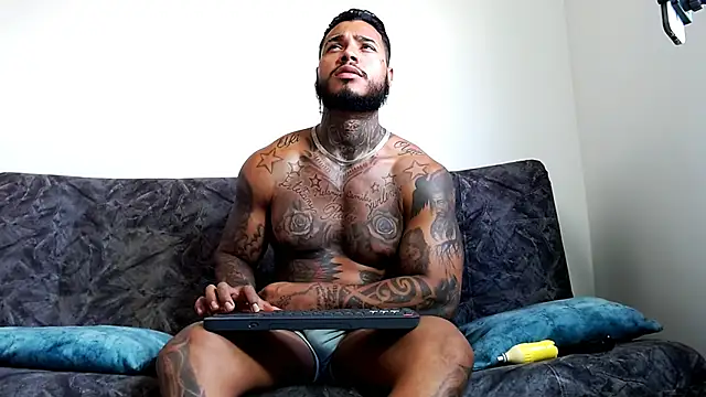 Exotic tatto27121 online show from December 6, 2024, 3:55 pm