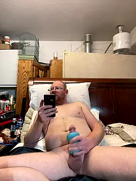 Snapshot of theoneandonlyniko chatting on December 15, 2025, 9:30 pm theoneandonlyniko online show from December 15, 2025, 9:30 pm