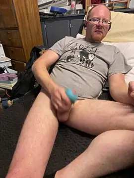 Snapshot of theoneandonlyniko chatting on February 14, 2026, 5:32 pm theoneandonlyniko online show from February 14, 2026, 5:32 pm