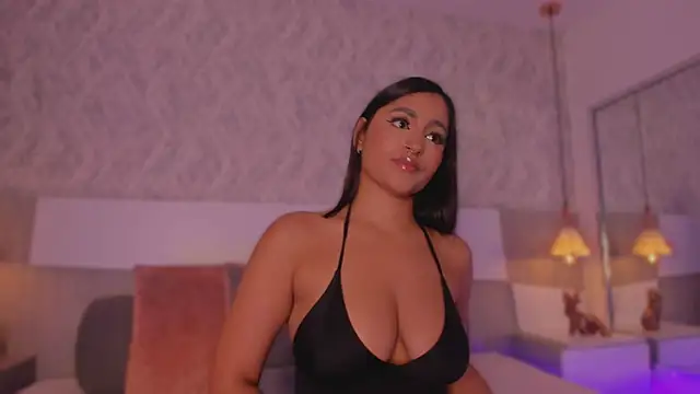 Snapshot of AishaPeyton chatting on November 7, 2025, 8:31 pm AishaPeyton online show from November 7, 2025, 8:31 pm