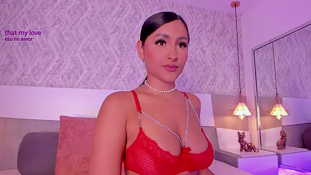 AishaPeyton online show from December 15, 2025, 2:16 am