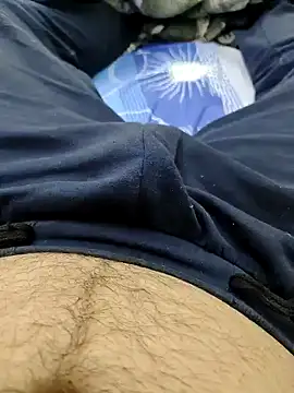 AndrewG 8551 online show from December 10, 2024, 7:43 pm