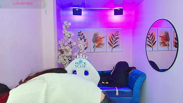 Snapshot of Dafne_huges chatting on October 20, 2025, 7:25 pm Dafne huges online show from October 20, 2025, 7:25 pm