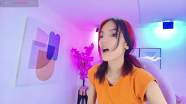 Snapshot of Dafne_huges chatting on October 24, 2025, 7:43 pm Dafne huges online show from October 24, 2025, 7:43 pm