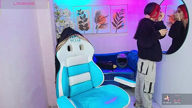 Snapshot of Dafne_huges chatting on November 6, 2025, 7:04 pm Dafne huges online show from November 6, 2025, 7:04 pm