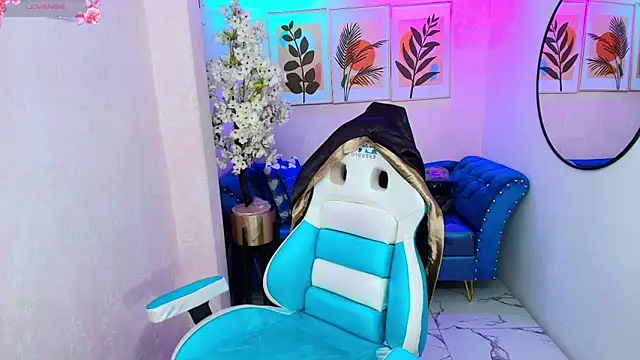 Snapshot of Dafne_huges chatting on November 28, 2025, 7:27 pm Dafne huges online show from November 28, 2025, 7:27 pm