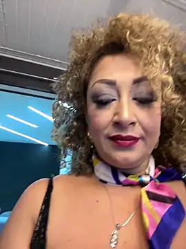 Katti Barrera online show from December 19, 2025, 12:23 pm