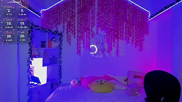 cat kitty18  online show from July 29, 2026, 6:17 pm