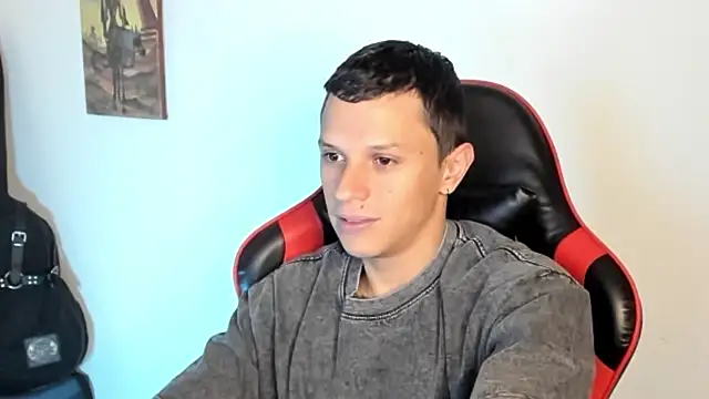 Snapshot of goodboy69l chatting on February 9, 2026, 3:38 pm goodboy69l online show from February 9, 2026, 3:38 pm