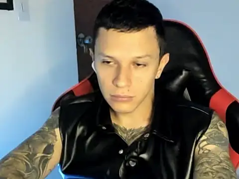 Snapshot of goodboy69l chatting on June 14, 2026, 11:45 am goodboy69l online show from June 14, 2026, 11:45 am