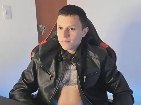 Snapshot of goodboy69l chatting on July 29, 2026, 2:37 pm goodboy69l online show from July 29, 2026, 2:37 pm