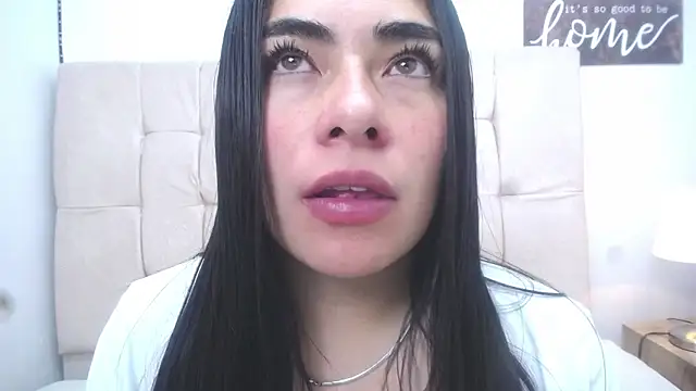 Snapshot of missexy303av chatting on December 1, 2024, 6:19 pm missexy303av online show from December 1, 2024, 6:19 pm