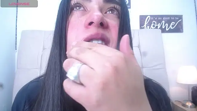 Snapshot of missexy303av chatting on December 27, 2024, 5:59 pm missexy303av online show from December 27, 2024, 5:59 pm