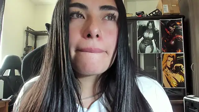 Snapshot of missexy303av chatting on March 15, 2025, 4:10 pm missexy303av online show from March 15, 2025, 4:10 pm