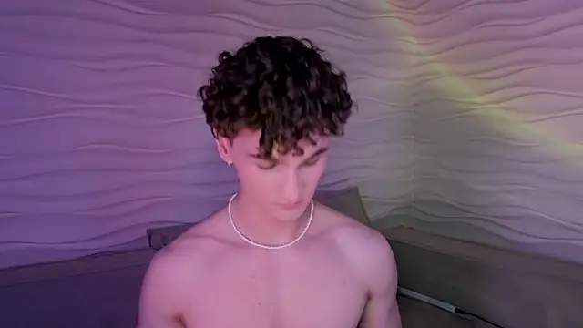 Snapshot of adam_21cm__ chatting on January 17, 2025, 7:38 pm adam 21cm online show from January 17, 2025, 7:38 pm