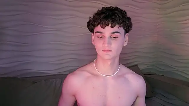 Snapshot of adam_21cm__ chatting on February 2, 2025, 4:54 pm adam 21cm online show from February 2, 2025, 4:54 pm