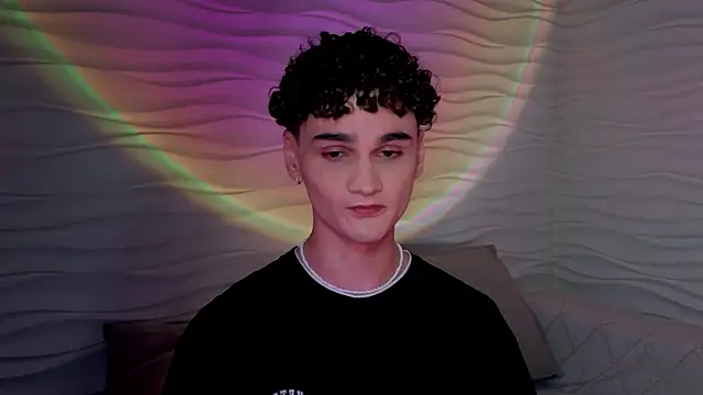 Snapshot of adam_21cm__ chatting on March 7, 2025, 4:33 pm adam 21cm online show from March 7, 2025, 4:33 pm