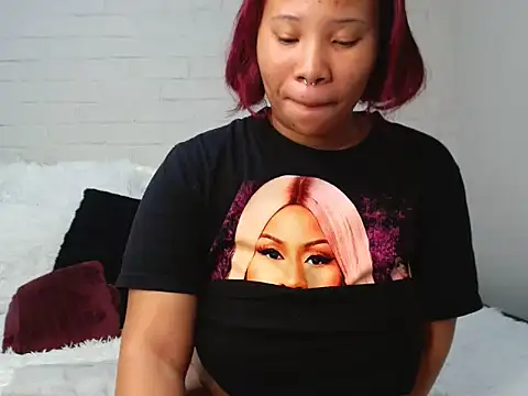 Snapshot of DrippinCaramelCutie chatting on March 2, 2025, 12:42 am DrippinCaramelCutie online show from March 2, 2025, 12:42 am