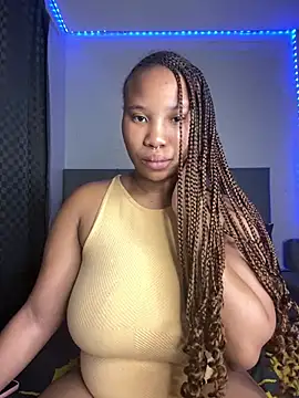 Snapshot of DrippinCaramelCutie chatting on February 22, 2026, 8:29 pm DrippinCaramelCutie online show from February 22, 2026, 8:29 pm