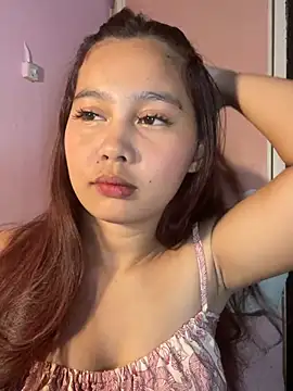 ursweet babygirl online show from April 5, 2026, 5:21 pm