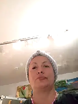 Snapshot of MariaAnaSunshine chatting on September 24, 2025, 7:28 pm MariaAnaSunshine online show from September 24, 2025, 7:28 pm