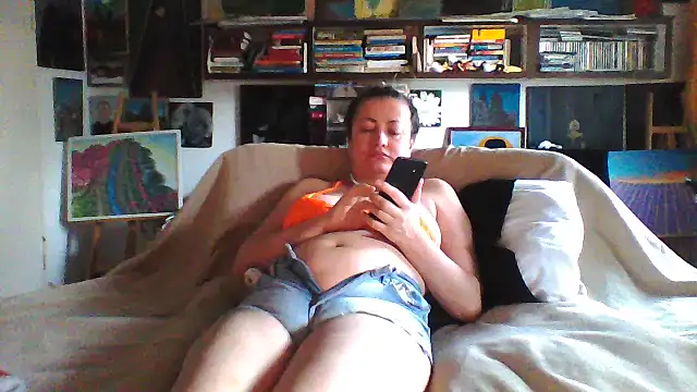 MariaAnaSunshine online show from March 5, 2026, 6:09 am