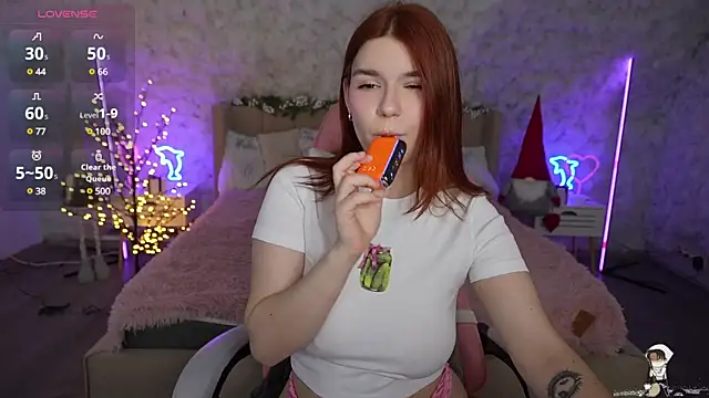 Snapshot of RedShinee chatting on January 11, 2025, 1:53 pm RedShinee online show from January 11, 2025, 1:53 pm