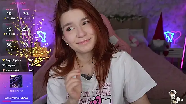 Snapshot of RedShinee chatting on January 13, 2025, 2:07 am RedShinee online show from January 13, 2025, 2:07 am