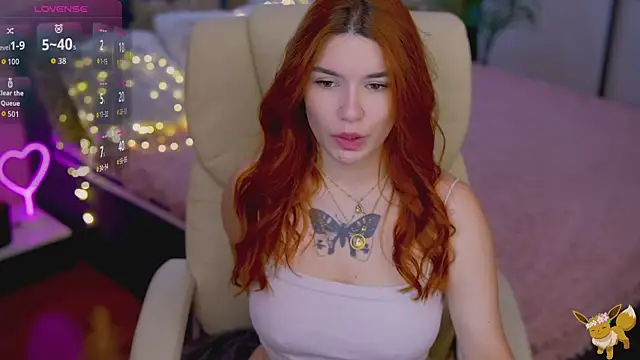 Snapshot of RedShinee chatting on November 6, 2025, 8:04 am RedShinee online show from November 6, 2025, 8:04 am