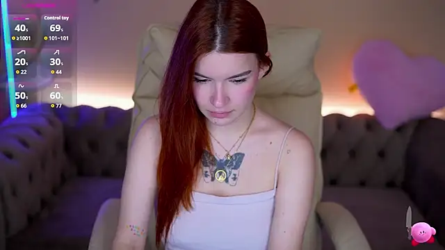 RedShinee online show from February 18, 2026, 7:15 am