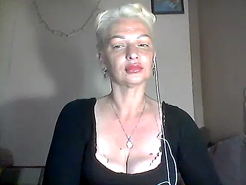 MaryJane441 online show from June 12, 2026, 8:19 pm