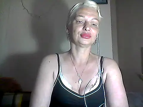 Snapshot of MaryJane441 chatting on June 22, 2026, 8:39 pm MaryJane441 online show from June 22, 2026, 8:39 pm