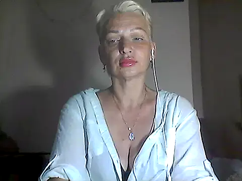 Snapshot of MaryJane441 chatting on July 3, 2026, 8:04 pm MaryJane441 online show from July 3, 2026, 8:04 pm