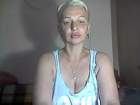 Snapshot of MaryJane441 chatting on July 7, 2026, 7:56 am MaryJane441 online show from July 7, 2026, 7:56 am
