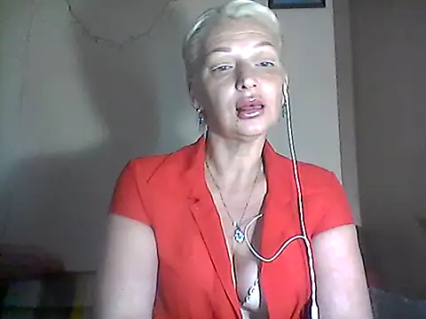 Snapshot of MaryJane441 chatting on July 8, 2026, 8:35 pm MaryJane441 online show from July 8, 2026, 8:35 pm